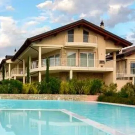 Apartment Appartaments Caesar Sirmione